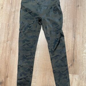 SPANX Camouflage Leggings